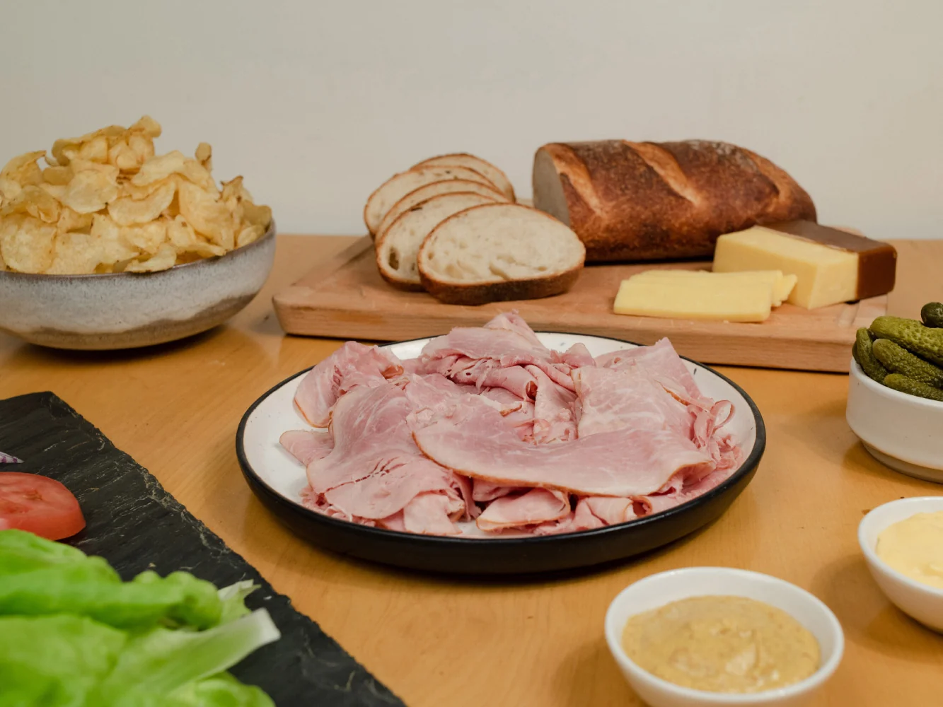 MONTHLY SHAVED HERITAGE DELI HAM - Image 3