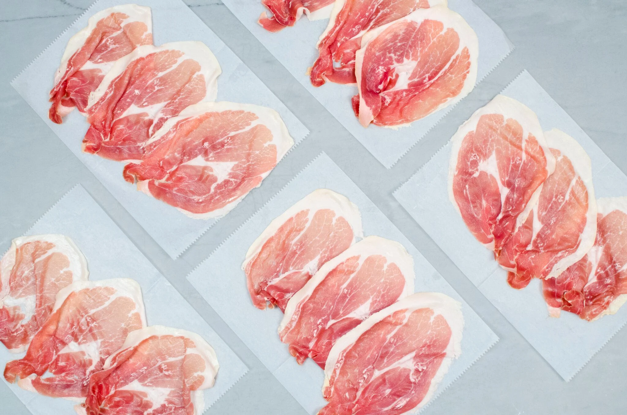 COL. NEWSOM'S HERITAGE FREE-RANGE COUNTRY HAM - Image 2